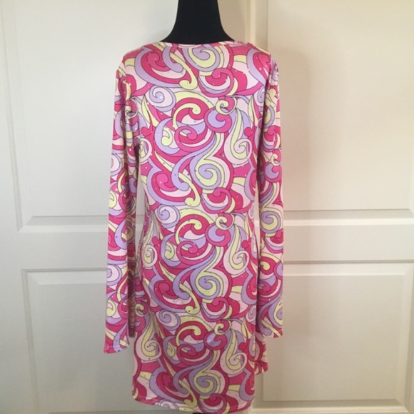 Women’s 70’s Inspired Mini Dress - Picture 4 of 7